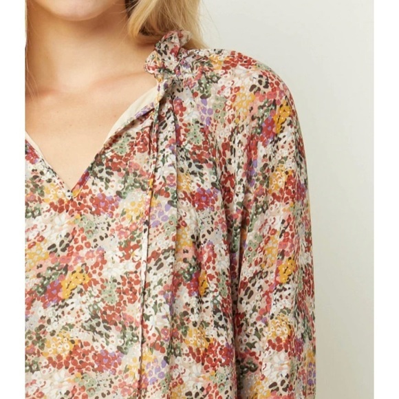 Entro Picture Perfect Floral Blouse - Picture 4 of 8